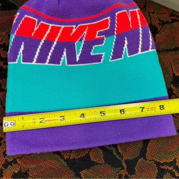 Nike | Vintage Neon Toque - Picture 6 of 8